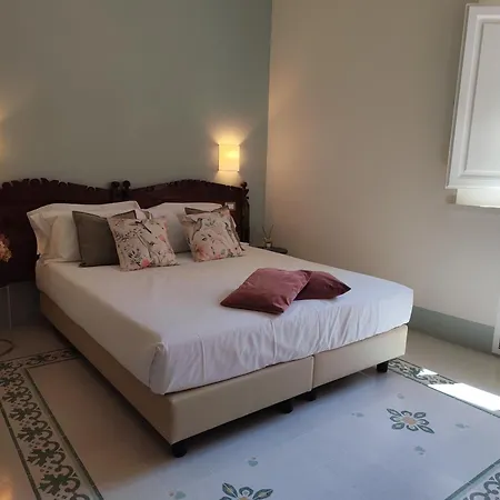 Dimora Dell'Erbe Rooms-2